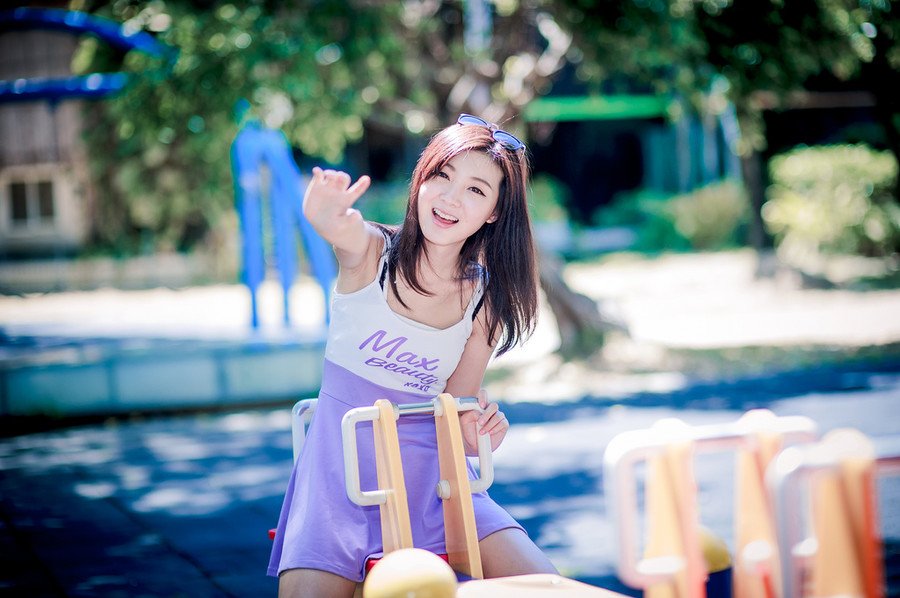 “这一带，每年都会有这么几天会是这样的天气，我镇守江夏多年，甚至能够估算出这种天气的具体日子。”陈到扭头看向伏德，有些刻板的脸上，牵扯出一抹微笑。